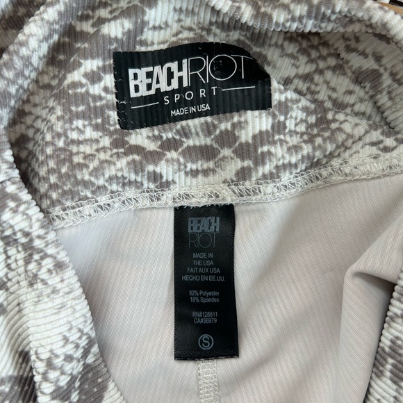 BEACH RIOT Ayla Leggings in taupe snake size small S - Picture 7 of 7